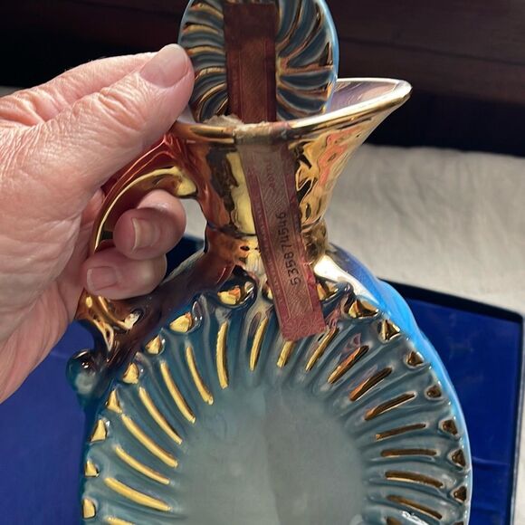 Jim Beam Whiskey Bottle Decanter 1973 Tulips design made from Regal China. In or - Picture 5 of 16